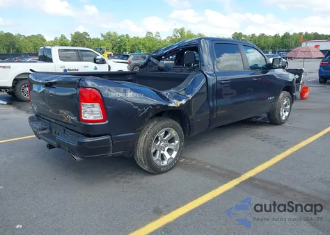 2021 Ram 1500 Big Horn 4X4 6'4 Box z USA, uszkodzony, nr VIN 1C6SRFMT4MN663514